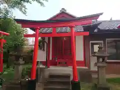 豊竹稲荷神社の本殿