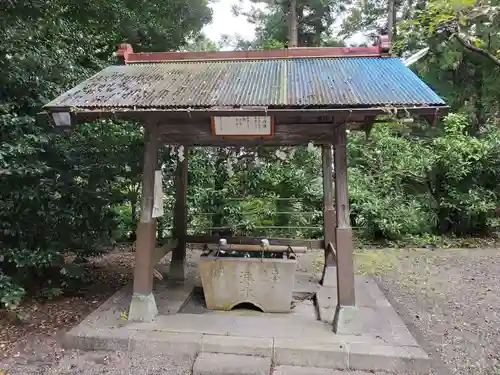 岩田神社の手水