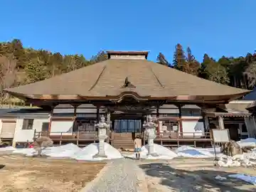 金鳳寺の本殿・本堂