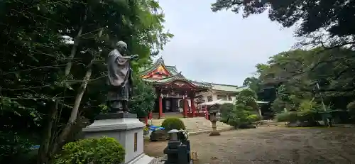 法華経寺奥之院の{uncategorized: "未分類", other: "その他", undefined: "問題あり", building: "その他建物", grave: "お墓", sacred_gate: "鳥居", guardian: "狛犬", statue: "像", buddha: "仏像", history: "歴史", nature: "自然", garden: "庭園", animal: "動物", pagoda: "塔", temizu: "手水舎", mountain_gate: "山門・神門", sanctuary: "本殿・本堂", subordinate: "末社・摂社", art: "芸術", scenery: "景色", jizo: "地蔵", ema: "絵馬", goshuin: "御朱印", omikuji: "おみくじ", items: "授与品その他", amulet: "お守り", goshuincho: "御朱印帳", eats: "食事", festival: "お祭り", votive_dance: "神楽", shichigosan: "七五三参", wedding: "結婚式", experience: "体験その他", initially: "初詣", around: "周辺", anti_infection: "感染症対策"}