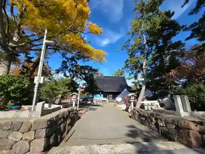重蔵神社の{uncategorized: "未分類", other: "その他", undefined: "問題あり", building: "その他建物", grave: "お墓", sacred_gate: "鳥居", guardian: "狛犬", statue: "像", buddha: "仏像", history: "歴史", nature: "自然", garden: "庭園", animal: "動物", pagoda: "塔", temizu: "手水舎", mountain_gate: "山門・神門", sanctuary: "本殿・本堂", subordinate: "末社・摂社", art: "芸術", scenery: "景色", jizo: "地蔵", ema: "絵馬", goshuin: "御朱印", omikuji: "おみくじ", items: "授与品その他", amulet: "お守り", goshuincho: "御朱印帳", eats: "食事", festival: "お祭り", votive_dance: "神楽", shichigosan: "七五三参", wedding: "結婚式", experience: "体験その他", initially: "初詣", around: "周辺", anti_infection: "感染症対策"}