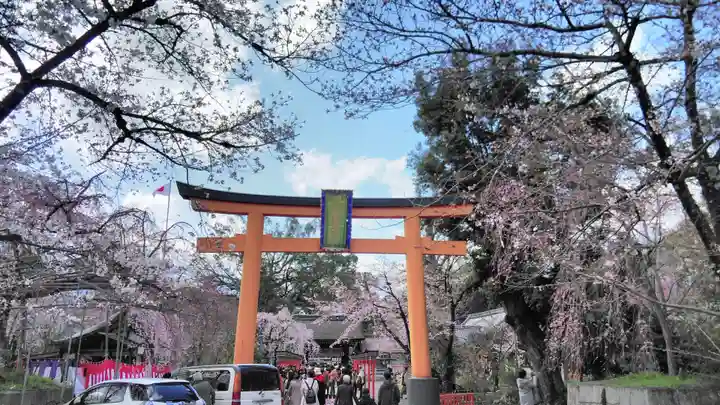 平野神社の鳥居