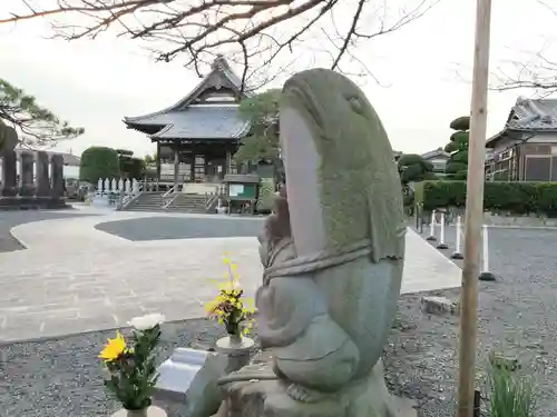 深廣寺の像