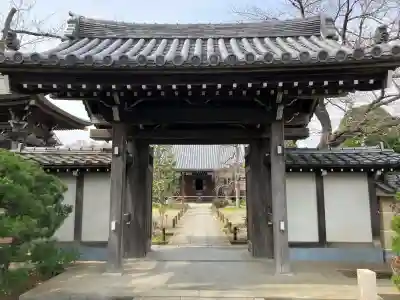 瑞雲寺の{uncategorized: "未分類", other: "その他", undefined: "問題あり", building: "その他建物", grave: "お墓", sacred_gate: "鳥居", guardian: "狛犬", statue: "像", buddha: "仏像", history: "歴史", nature: "自然", garden: "庭園", animal: "動物", pagoda: "塔", temizu: "手水舎", mountain_gate: "山門・神門", sanctuary: "本殿・本堂", subordinate: "末社・摂社", art: "芸術", scenery: "景色", jizo: "地蔵", ema: "絵馬", goshuin: "御朱印", omikuji: "おみくじ", items: "授与品その他", amulet: "お守り", goshuincho: "御朱印帳", eats: "食事", festival: "お祭り", votive_dance: "神楽", shichigosan: "七五三参", wedding: "結婚式", experience: "体験その他", initially: "初詣", around: "周辺", anti_infection: "感染症対策"}