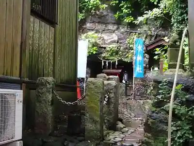 走水神社の末社・摂社