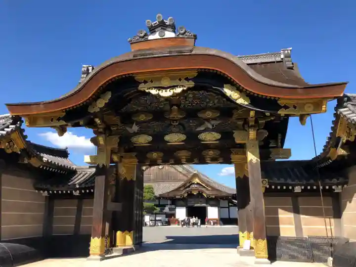 晴明神社の山門・神門