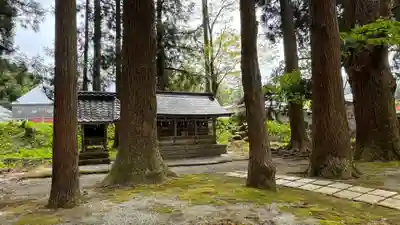 雄山神社中宮祈願殿(富山県)