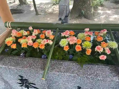 現人神社の手水舎