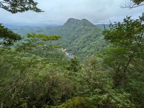 月居観音堂（月居山光明寺観音堂）の景色