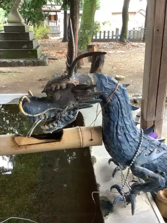 豊川進雄神社の手水舎