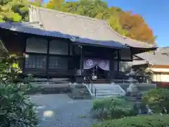 天台宗　長窪山　正覚寺の本殿