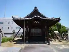 願王寺寒松院の本殿