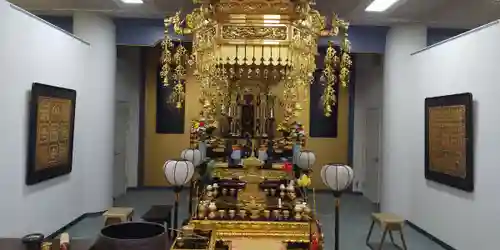 眞久寺の本殿・本堂