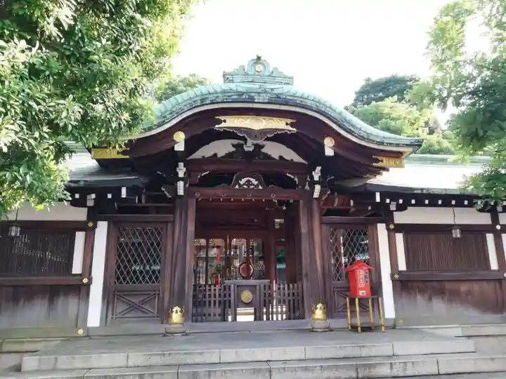白金氷川神社の本殿・本堂