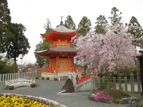 正法寺の塔