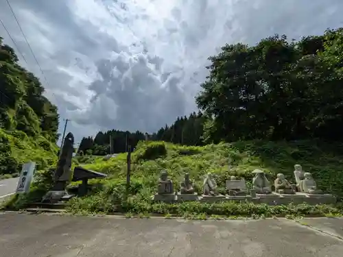 東堂山 満福寺（昭和羅漢）の周辺