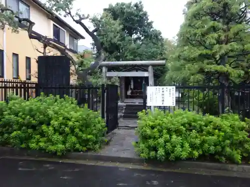 大弁財功徳天社のその他建物