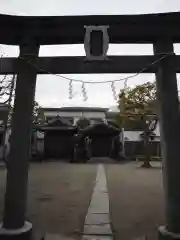 諏訪神社の鳥居