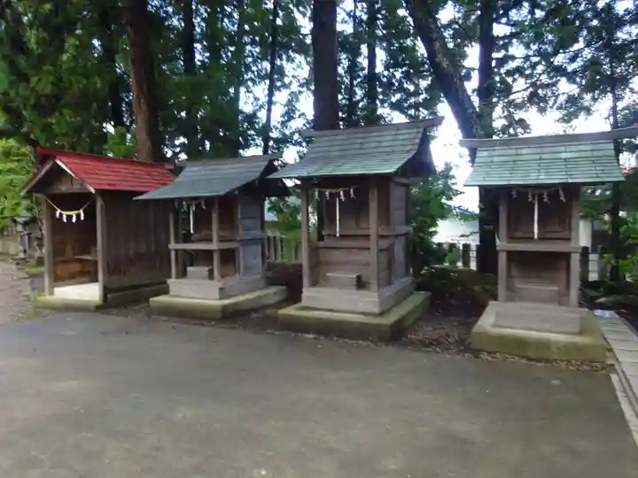蠶養國神社の末社・摂社