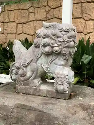 瀧泉寺（目黒不動尊）の狛犬