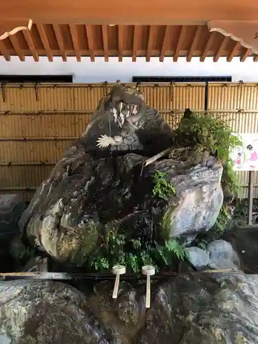 馬橋稲荷神社の手水舎