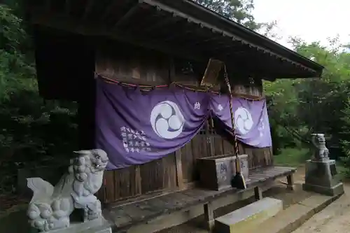 大六天麻王神社の本殿