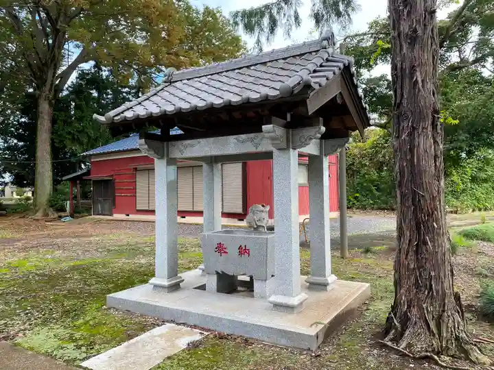 御厨神社(小曽根町)の手水舎