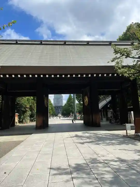 靖國神社の山門・神門