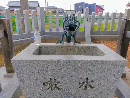 八幡社（丹陽町伝法寺）の手水舎