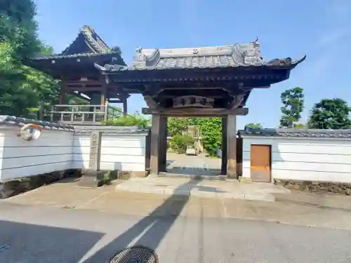 浄泉寺の山門