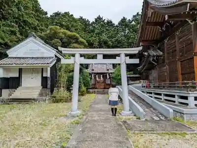 篠束神社の鳥居