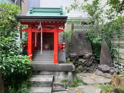 芭蕉稲荷神社の本殿