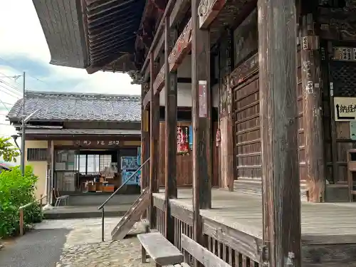 定林寺の本殿・本堂