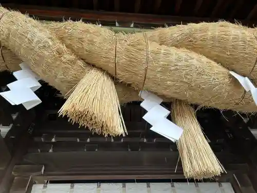 三嶋大社の{uncategorized: "未分類", other: "その他", undefined: "問題あり", building: "その他建物", grave: "お墓", sacred_gate: "鳥居", guardian: "狛犬", statue: "像", buddha: "仏像", history: "歴史", nature: "自然", garden: "庭園", animal: "動物", pagoda: "塔", temizu: "手水舎", mountain_gate: "山門・神門", sanctuary: "本殿・本堂", subordinate: "末社・摂社", art: "芸術", scenery: "景色", jizo: "地蔵", ema: "絵馬", goshuin: "御朱印", omikuji: "おみくじ", items: "授与品その他", amulet: "お守り", goshuincho: "御朱印帳", eats: "食事", festival: "お祭り", votive_dance: "神楽", shichigosan: "七五三参", wedding: "結婚式", experience: "体験その他", initially: "初詣", around: "周辺", anti_infection: "感染症対策"}