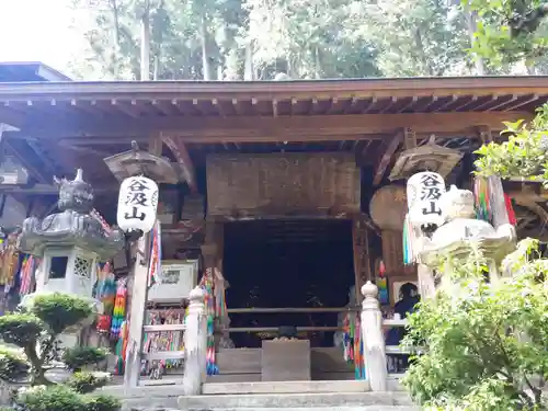 華厳寺の本殿・本堂
