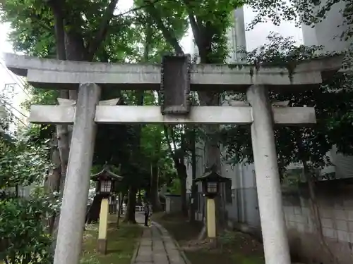 荻窪白山神社の鳥居