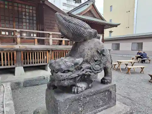 北海道神宮頓宮の狛犬