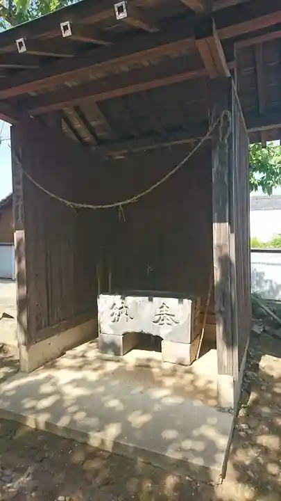 千勝神社の手水舎