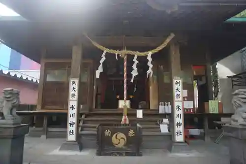 西新井氷川神社の本殿・本堂