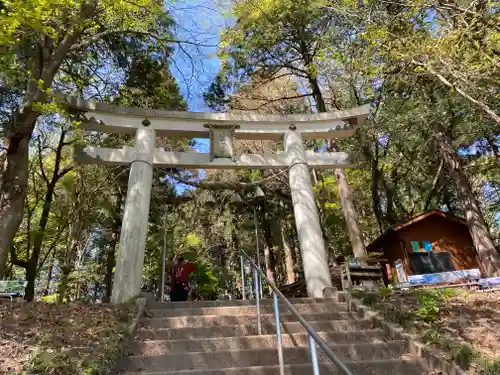 宝登山神社奥宮の鳥居