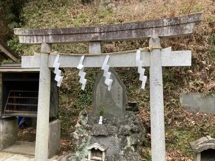 銭洗弁財天宇賀福神社(神奈川県)