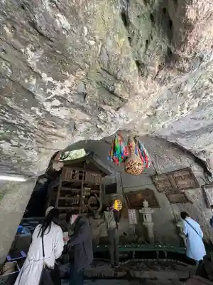 銭洗弁財天宇賀福神社(神奈川県)