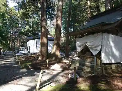 平泉寺白山神社の末社・摂社