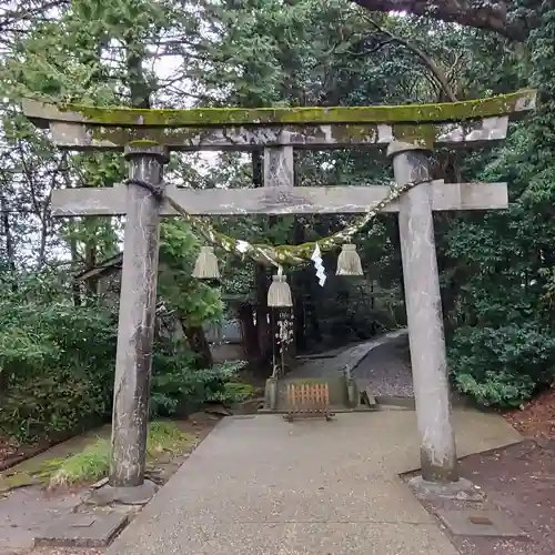 須須神社の鳥居