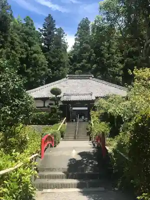 極楽寺の本殿・本堂