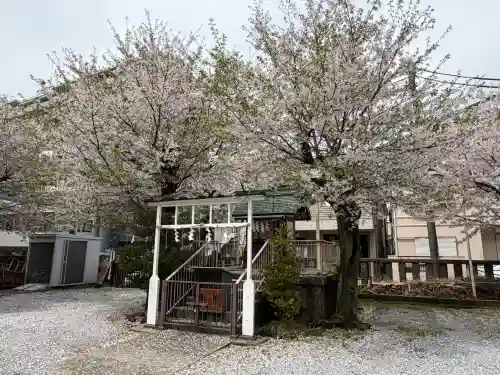 神明宮の{uncategorized: "未分類", other: "その他", undefined: "問題あり", building: "その他建物", grave: "お墓", sacred_gate: "鳥居", guardian: "狛犬", statue: "像", buddha: "仏像", history: "歴史", nature: "自然", garden: "庭園", animal: "動物", pagoda: "塔", temizu: "手水舎", mountain_gate: "山門・神門", sanctuary: "本殿・本堂", subordinate: "末社・摂社", art: "芸術", scenery: "景色", jizo: "地蔵", ema: "絵馬", goshuin: "御朱印", omikuji: "おみくじ", items: "授与品その他", amulet: "お守り", goshuincho: "御朱印帳", eats: "食事", festival: "お祭り", votive_dance: "神楽", shichigosan: "七五三参", wedding: "結婚式", experience: "体験その他", initially: "初詣", around: "周辺", anti_infection: "感染症対策"}