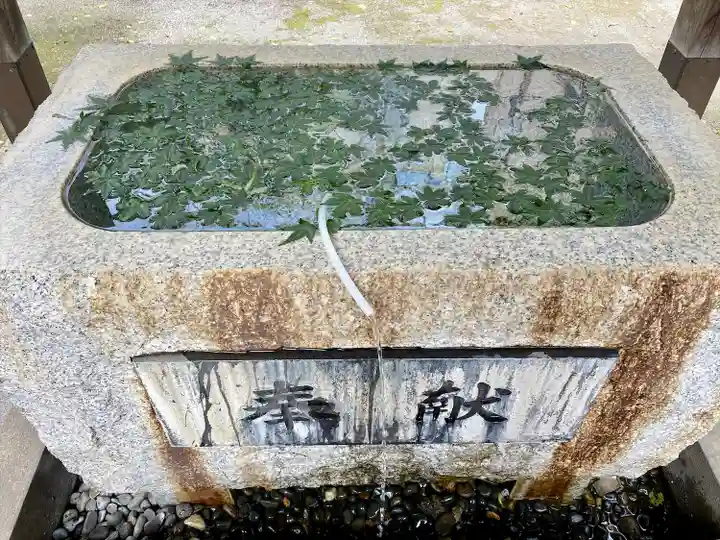 柏神社の手水舎