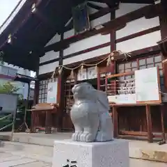 三輪神社の狛犬