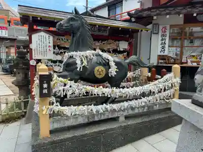 尼崎えびす神社の{uncategorized: "未分類", other: "その他", undefined: "問題あり", building: "その他建物", grave: "お墓", sacred_gate: "鳥居", guardian: "狛犬", statue: "像", buddha: "仏像", history: "歴史", nature: "自然", garden: "庭園", animal: "動物", pagoda: "塔", temizu: "手水舎", mountain_gate: "山門・神門", sanctuary: "本殿・本堂", subordinate: "末社・摂社", art: "芸術", scenery: "景色", jizo: "地蔵", ema: "絵馬", goshuin: "御朱印", omikuji: "おみくじ", items: "授与品その他", amulet: "お守り", goshuincho: "御朱印帳", eats: "食事", festival: "お祭り", votive_dance: "神楽", shichigosan: "七五三参", wedding: "結婚式", experience: "体験その他", initially: "初詣", around: "周辺", anti_infection: "感染症対策"}