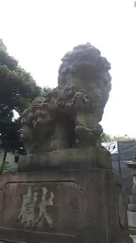 大森山王日枝神社の狛犬